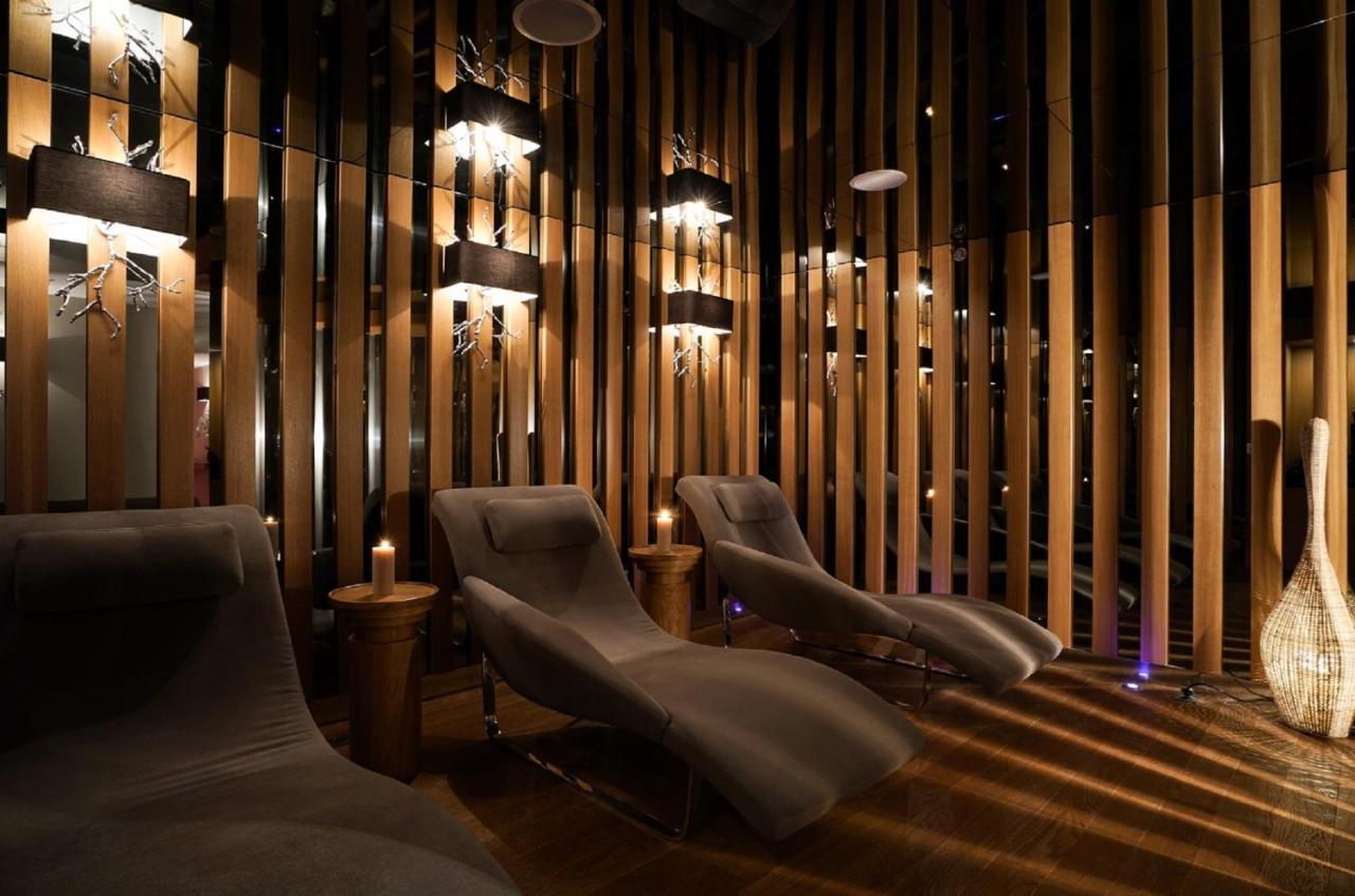 Hotel Divan