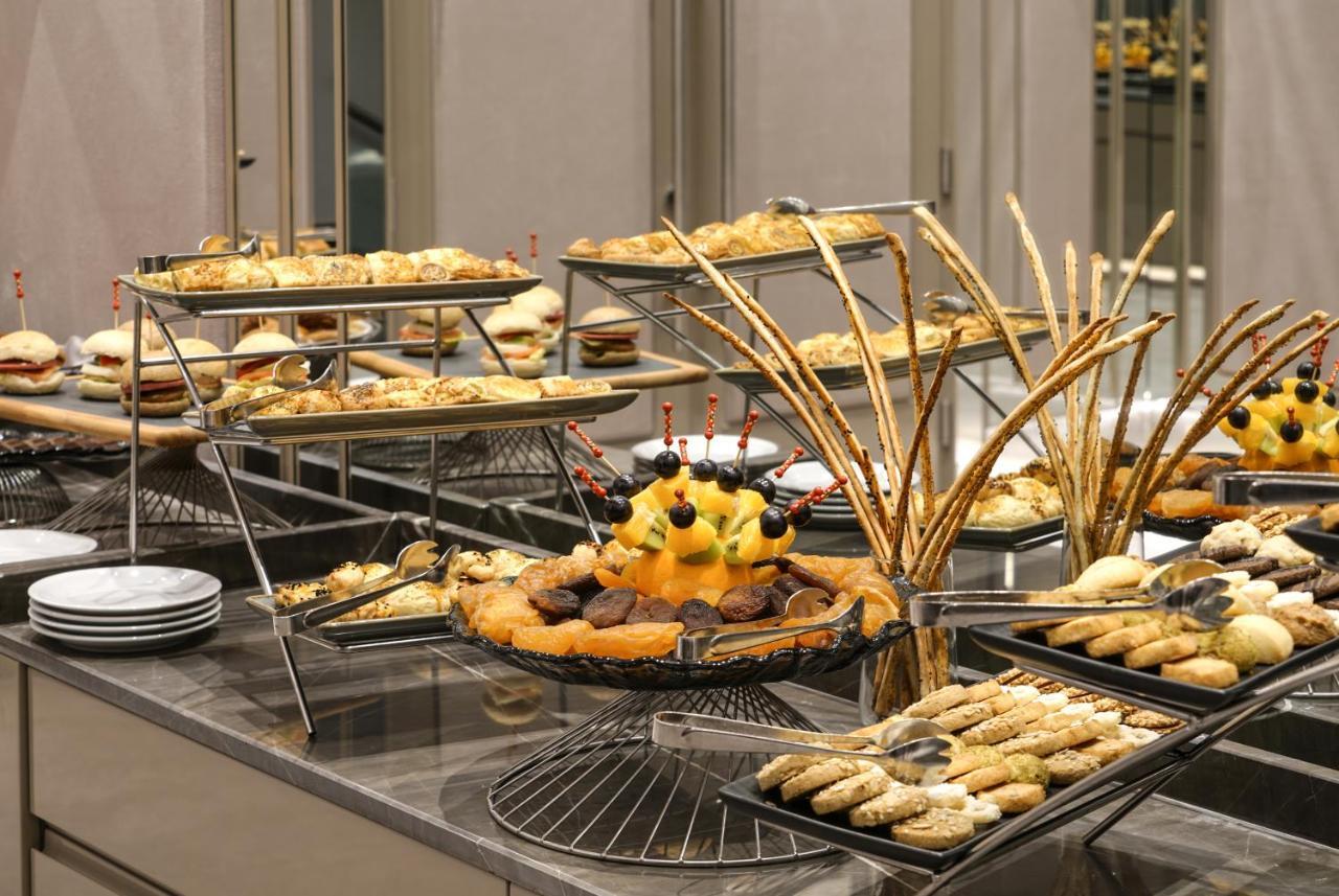 Divan Hotel 4*